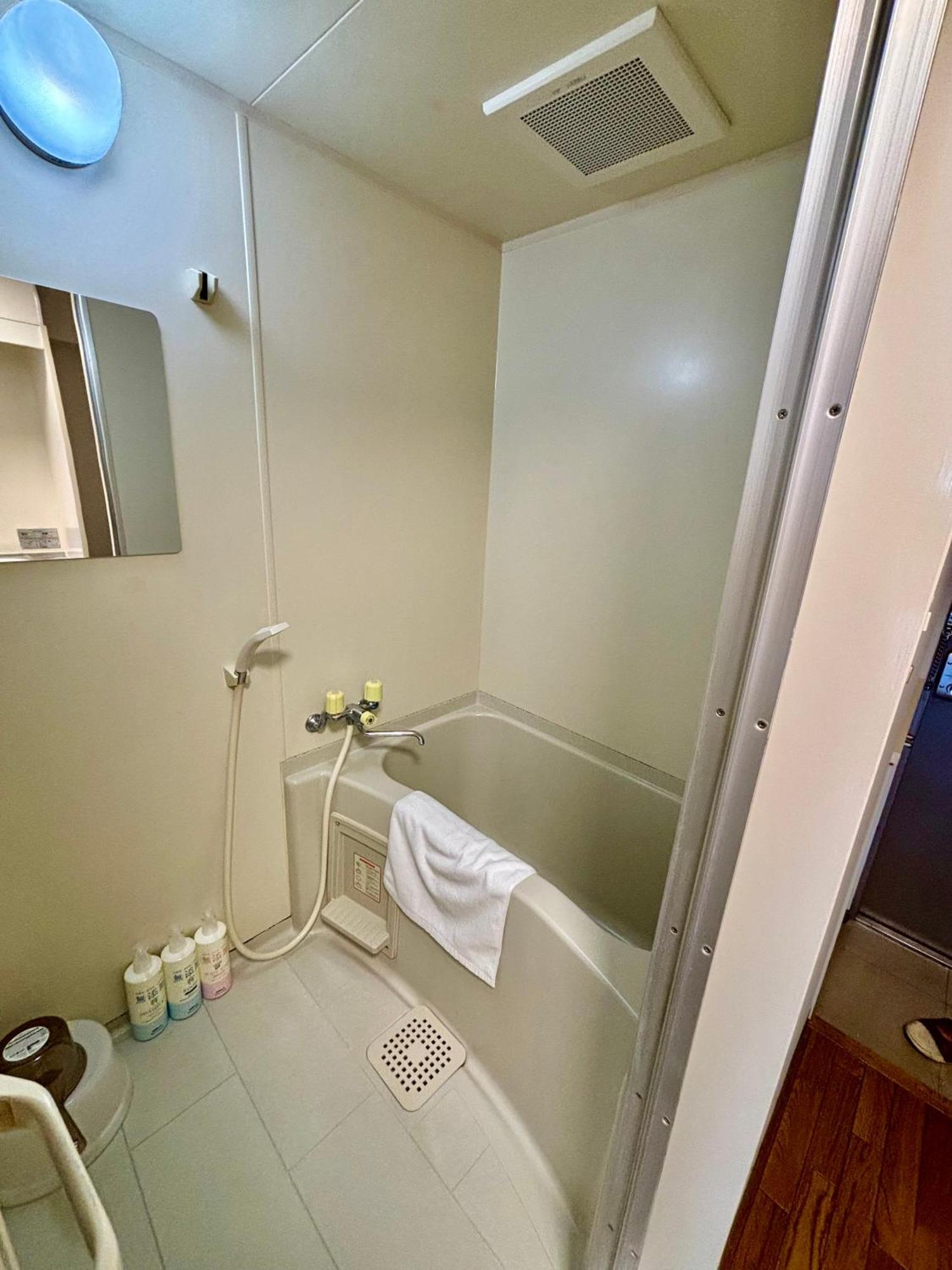 הירושימה Guest House Flora Otemachi/フローラ大手町 מראה חיצוני תמונה